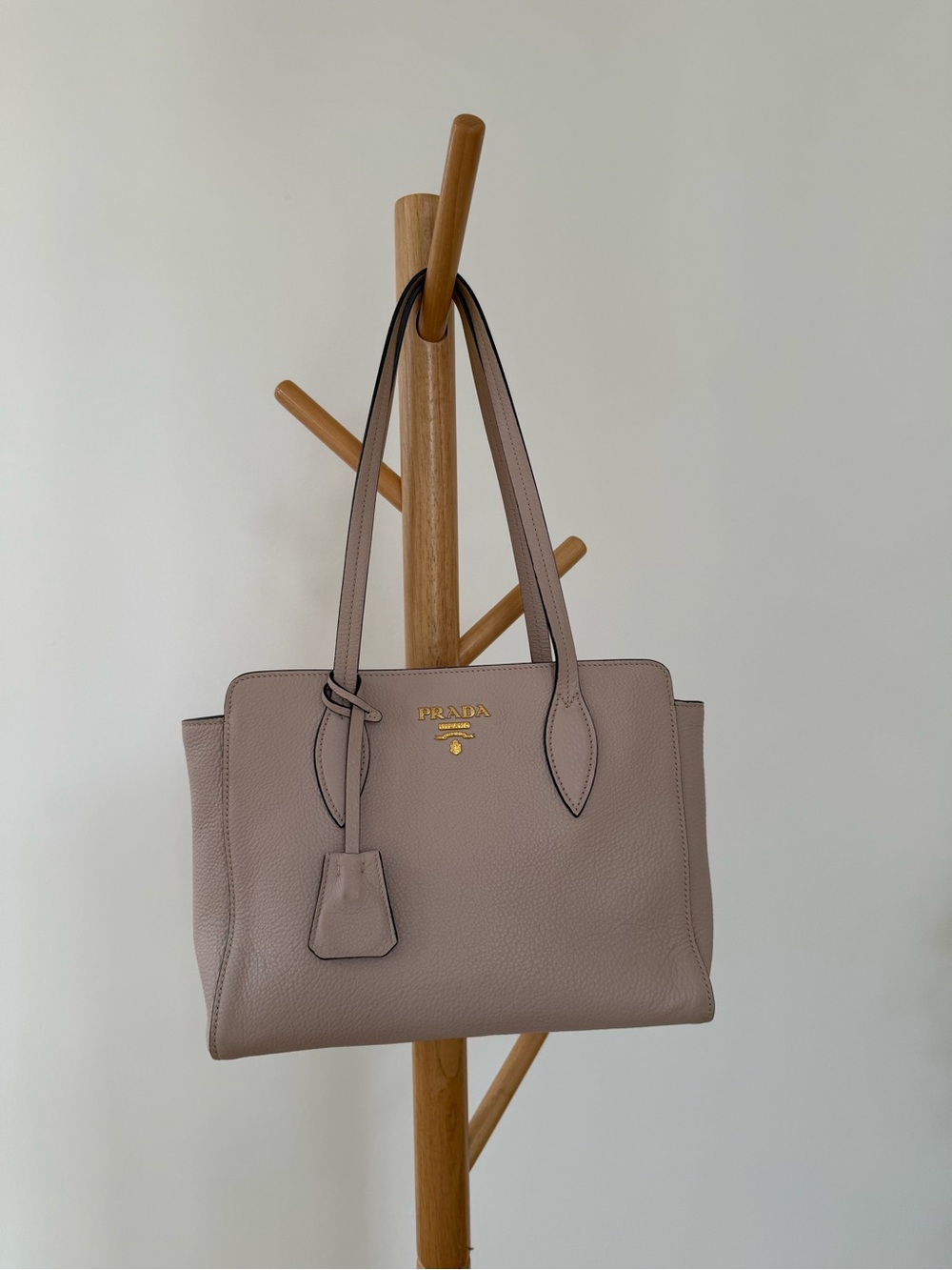 Prada Vitello Phenix Medium Open Tote bag